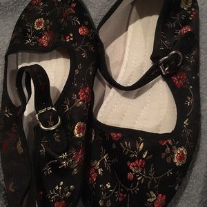 Beautiful floral print Mary Janes